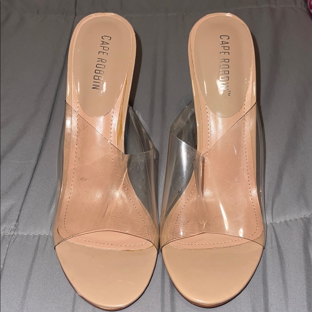 Cape Robbin Women's Tan Slide Sandals